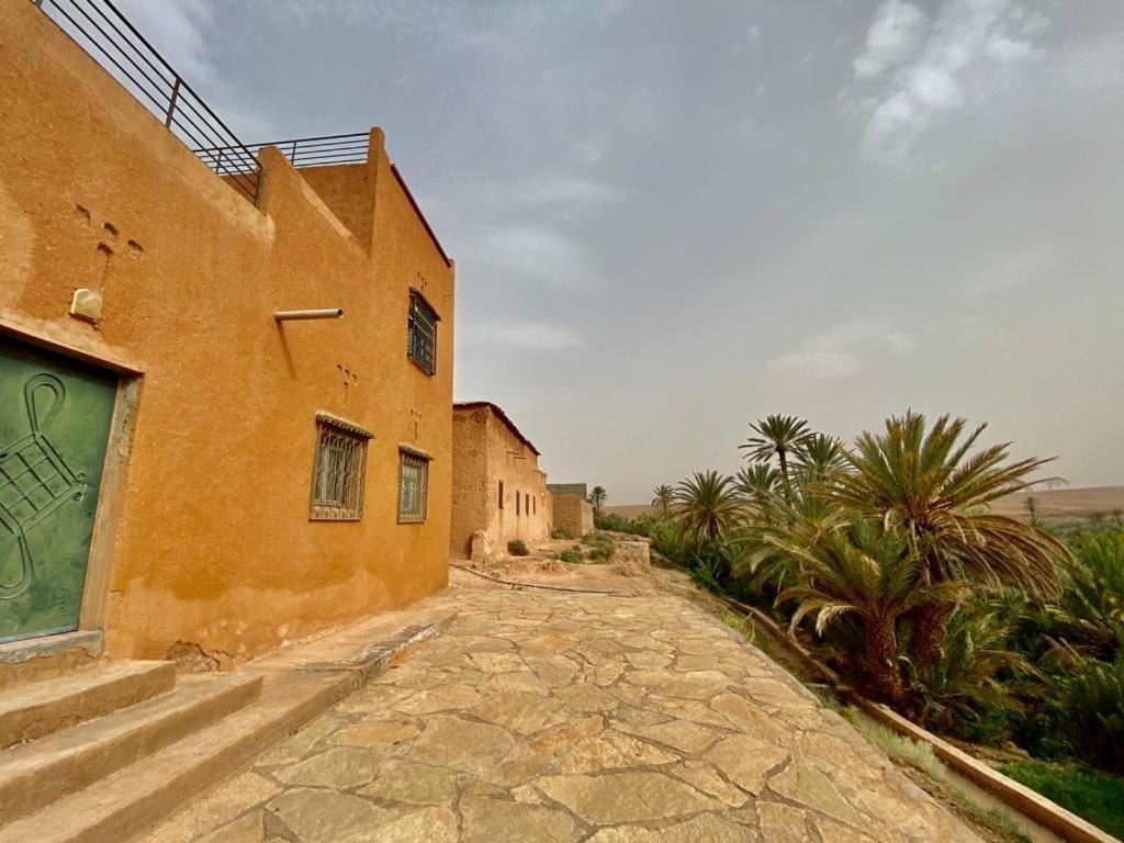 Les Chandelles Tinghir Esterno foto